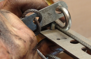 Reinstall the cable clip.